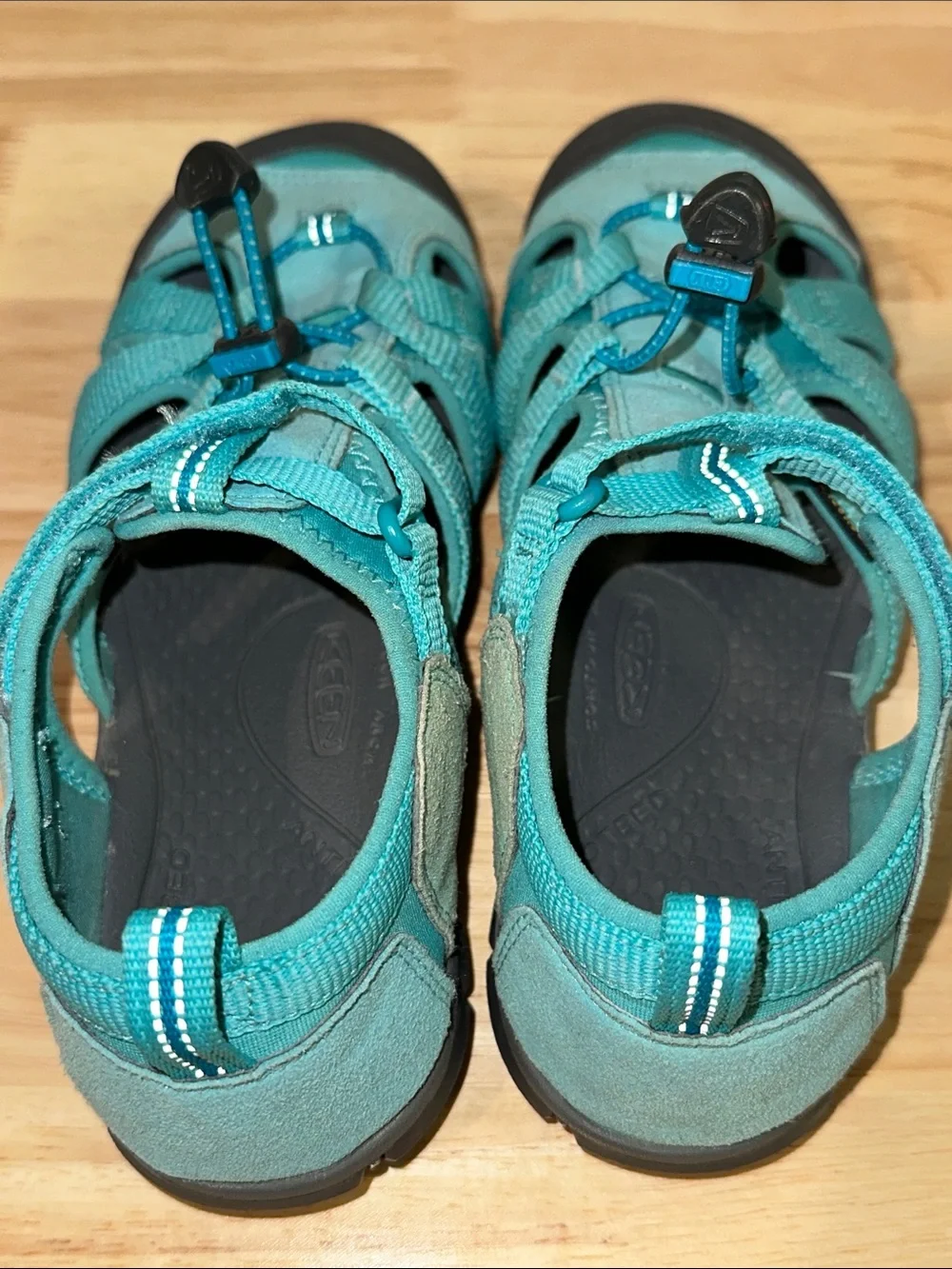 Keen Seacamp II CNX Teal Blue Washable Sport Sandals Big Kids Size 4